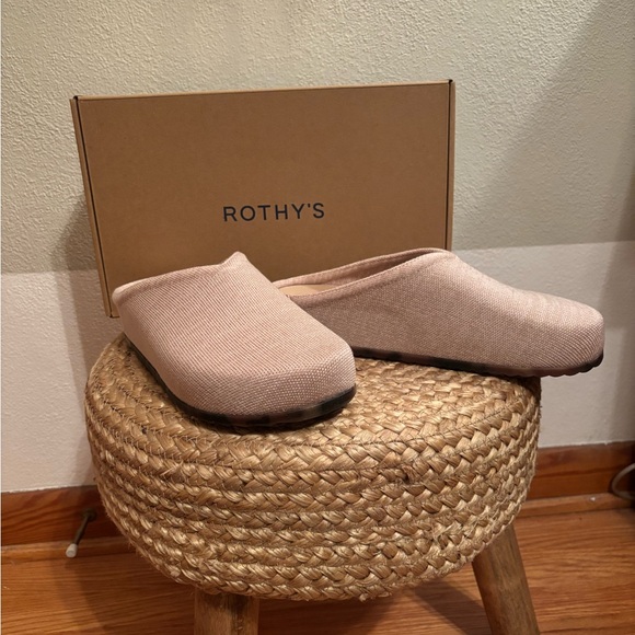 Rothy's The Casual Clog, Rose (Pale Pink), Size 8, New in Box - Picture 3 of 11